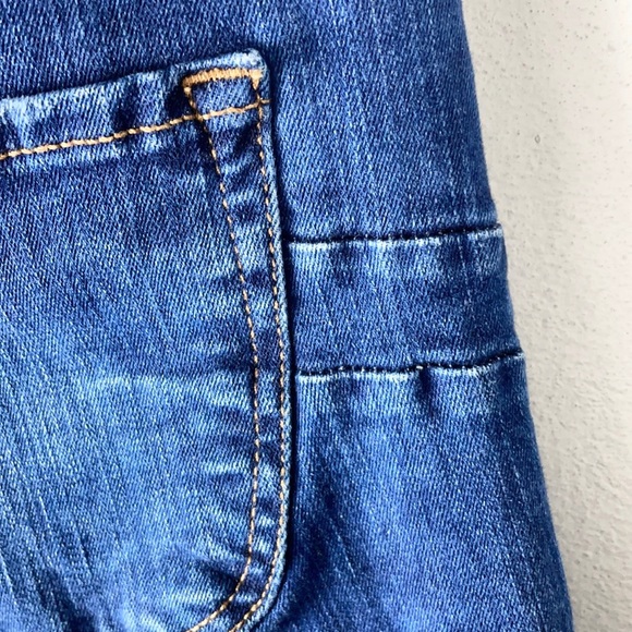 FOREVER 21 |👖 PUSH UP Style Blue Faded High-Rise Stretchy Denim Jeans - Picture 4 of 6